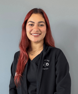 Registered dental assistant Clara